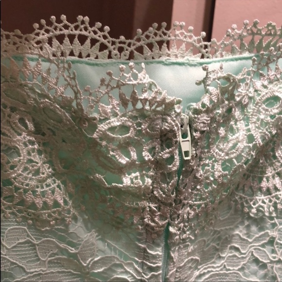 🖤 MINT GREEN ROMPER 🖤 - Picture 3 of 4